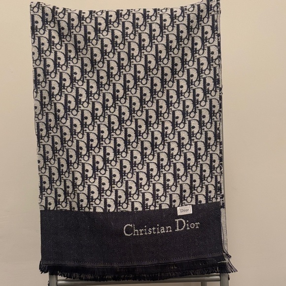 Dior Black and cream Monogram Scarf - Picture 1 of 3